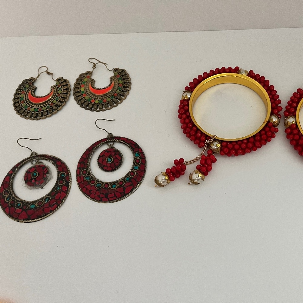 Vintage Costume Jewelry lot